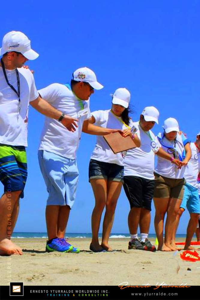 Talleres de Cuerdas Bajas | Ernesto Yturralde, facilitador experiencial, Team Building